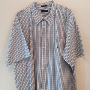 Nautica Men's short sleeve button down. 4X